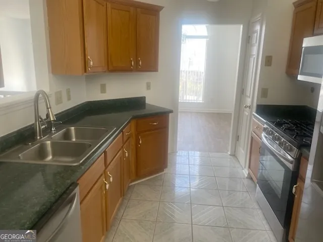 $2,200 | 7468 Chad's Circle, Jonesboro, GA 30236