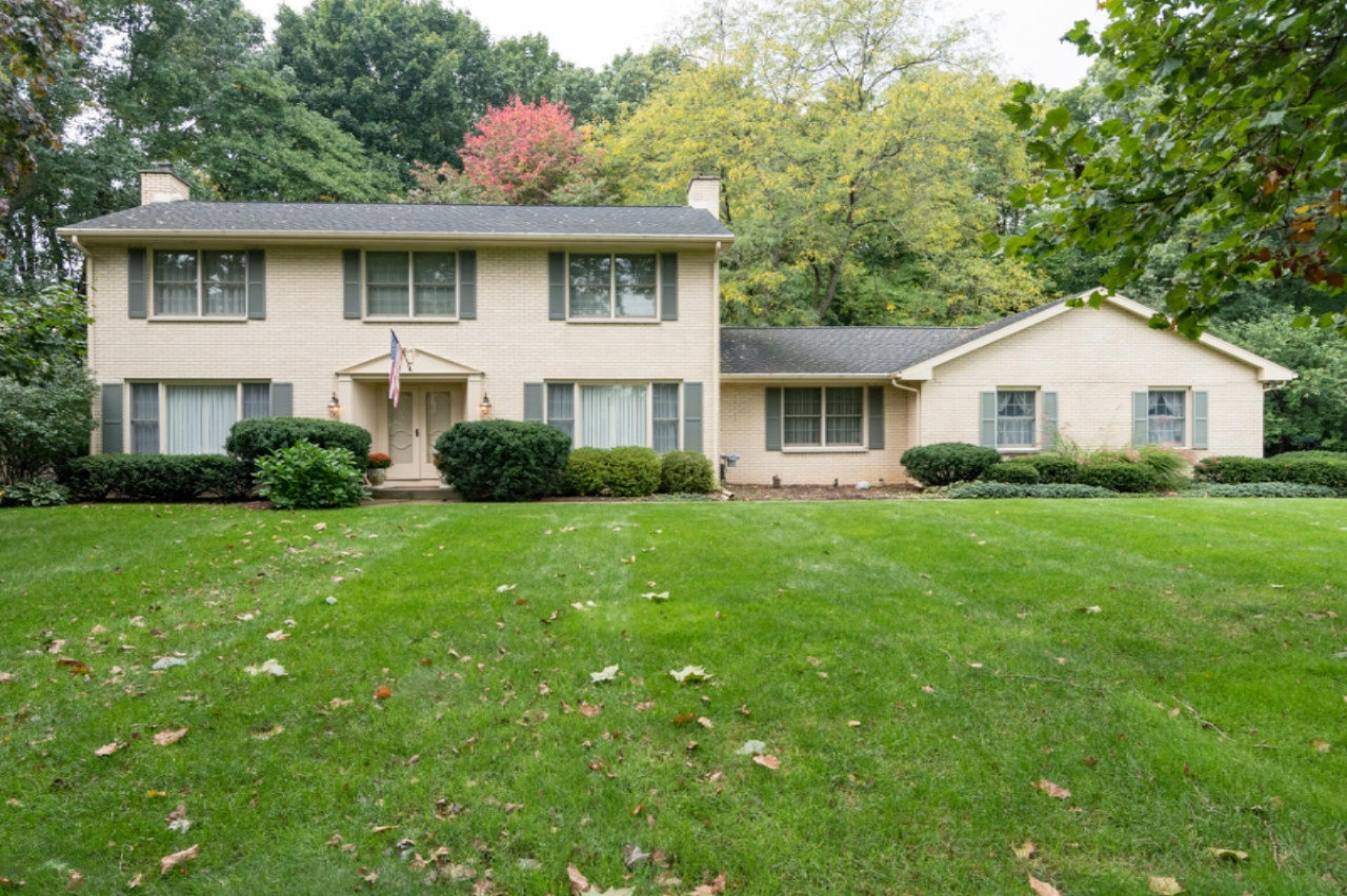 37 West Ridge Circle Kalamazoo, MI 49009 - Photo 1 of 31 West Ridge Circle-30