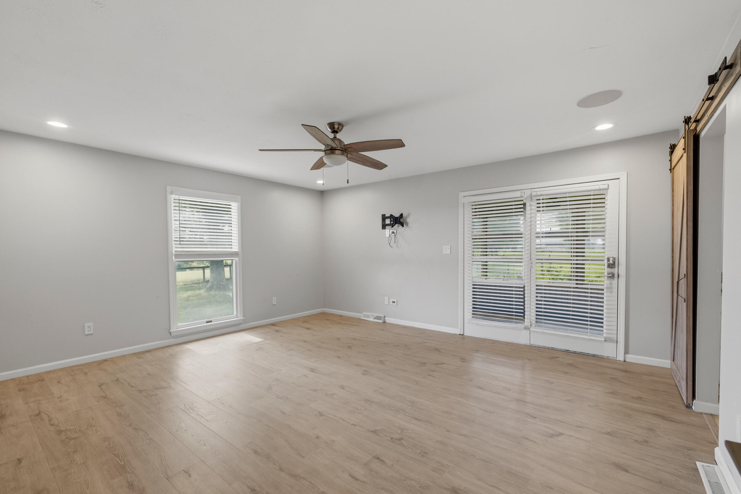 3945 West Leestown Road Midway, KY 40347 - Photo 23 of 120 bedroom #3