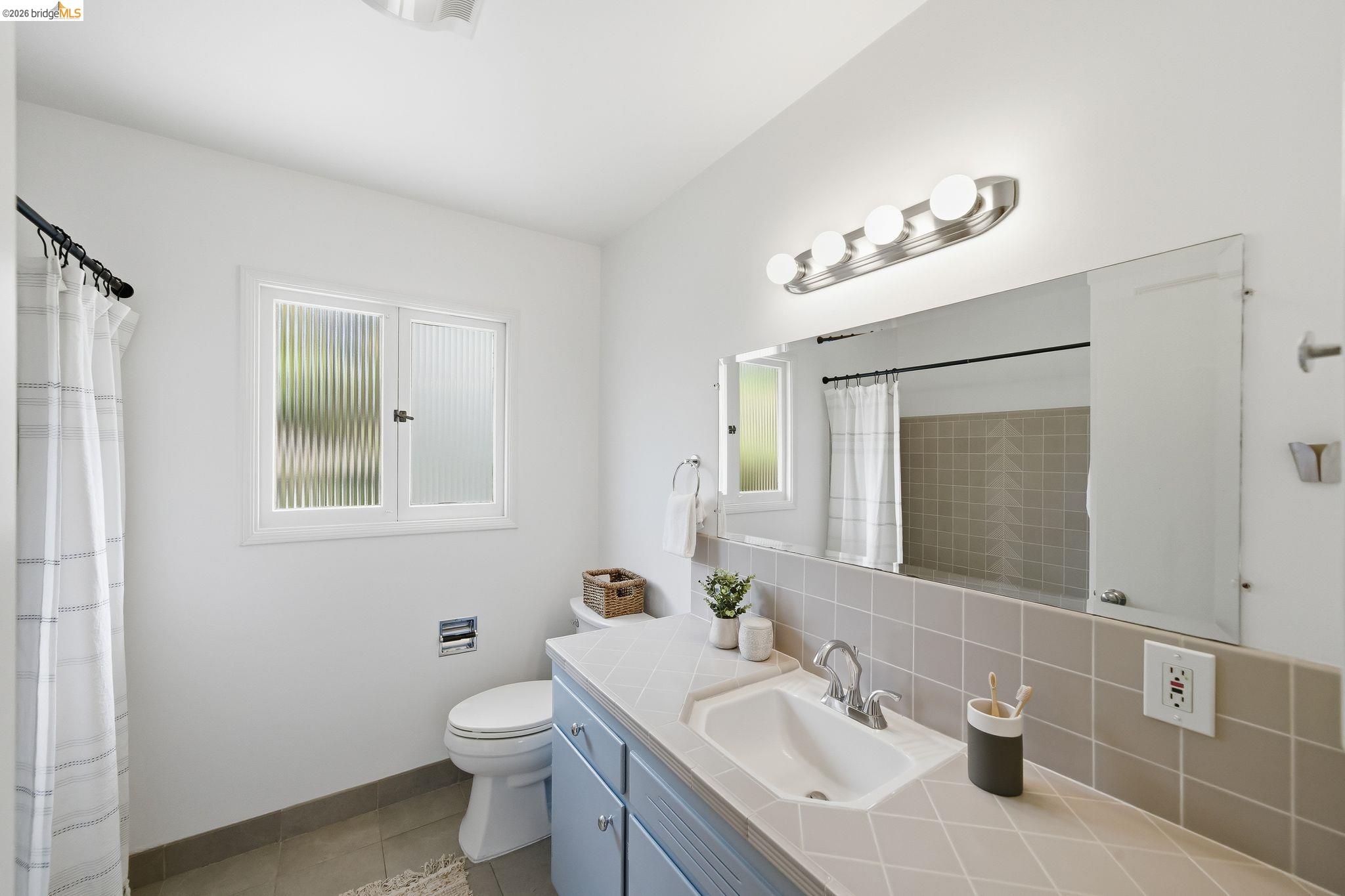 64 Highgate Road Kensington, CA 94707 - Photo 29 of 60