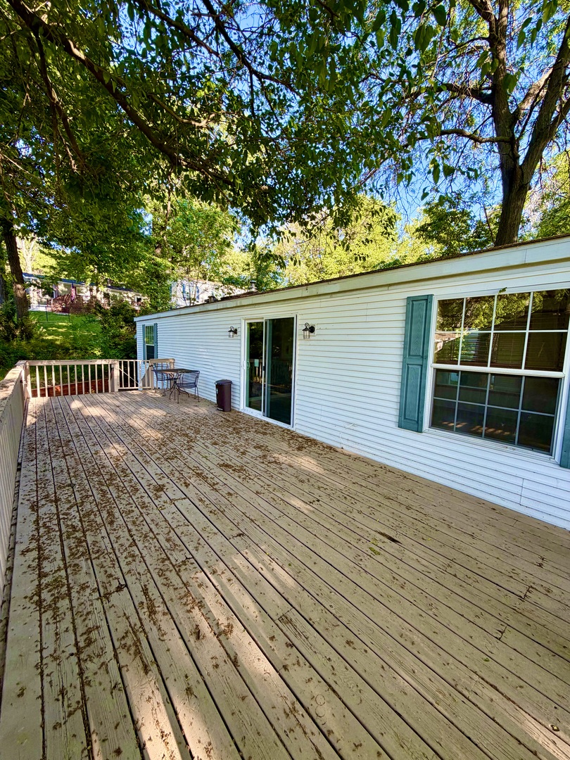 1009 Bay Road, Unit 23 McHenry, IL 60051 - Photo 2 of 20