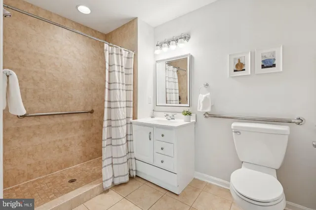 $3,400 | 1119 South Edison Street, Arlington, VA 22204