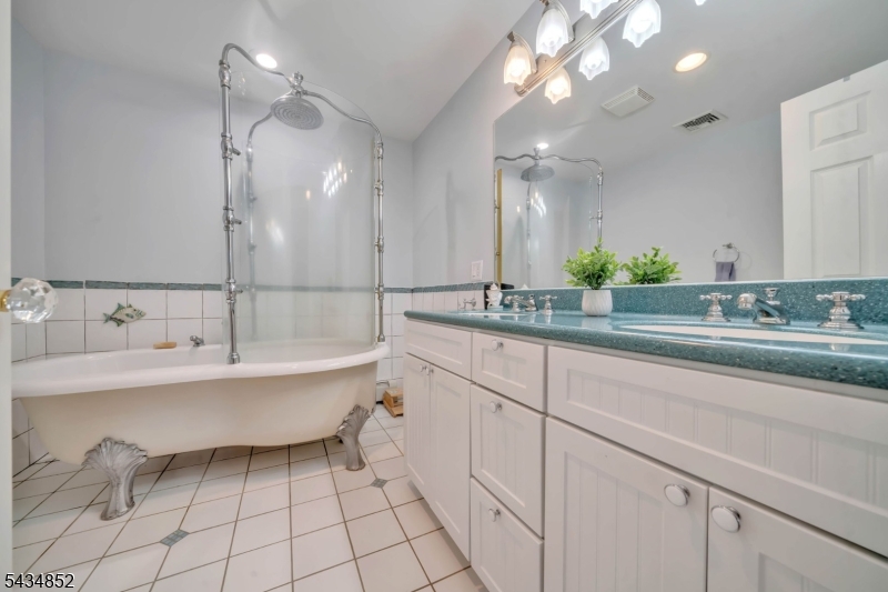 6 Princess Court Oak Ridge, NJ 07438 - Photo 35 of 50