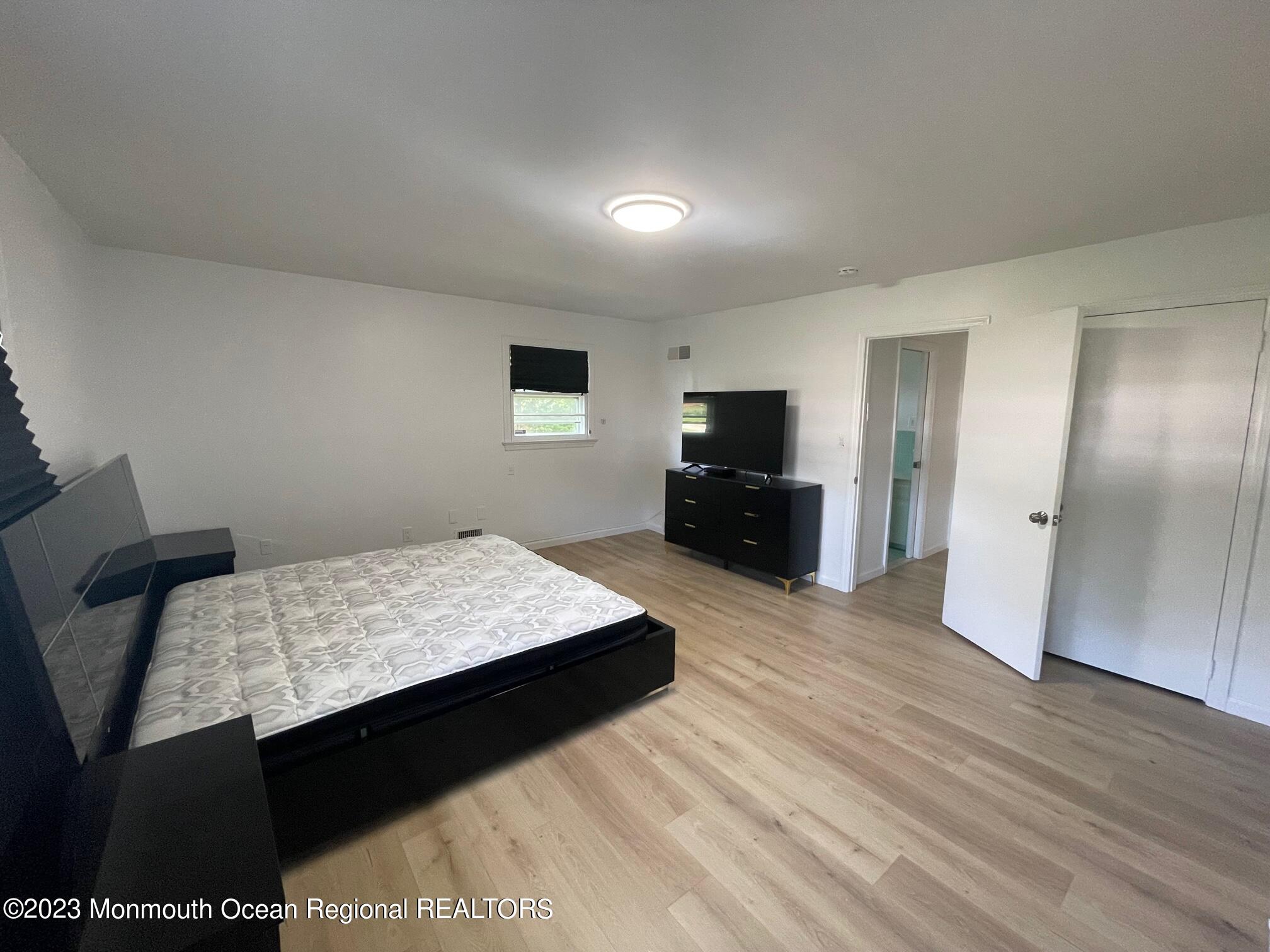 12 Greenbrier Road Oakhurst, NJ 07755 - Photo 11 of 16 IMG_6313