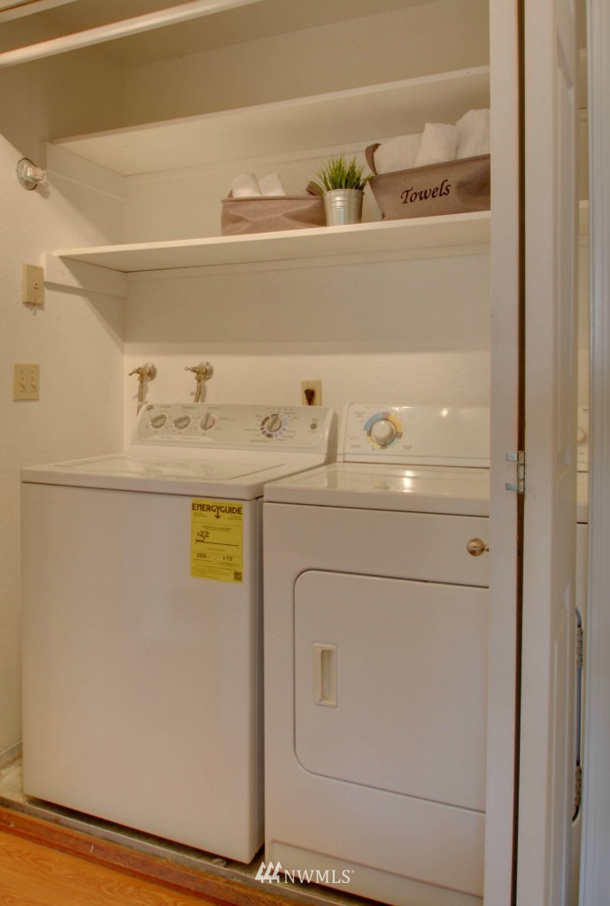 740 North 32nd Street, Unit 2 Renton, WA 98056 - Photo 15 of 16