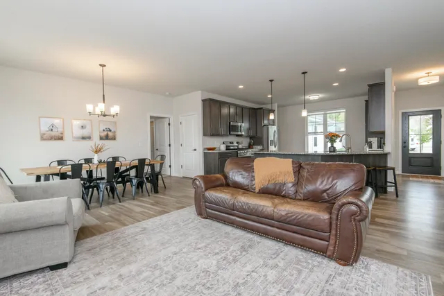 $469,900 | 723 Belmont Drive, Watertown, WI 53094