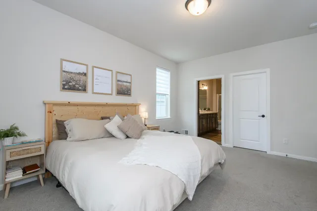 $469,900 | 723 Belmont Drive, Watertown, WI 53094