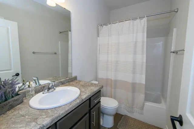 $469,900 | 723 Belmont Drive, Watertown, WI 53094