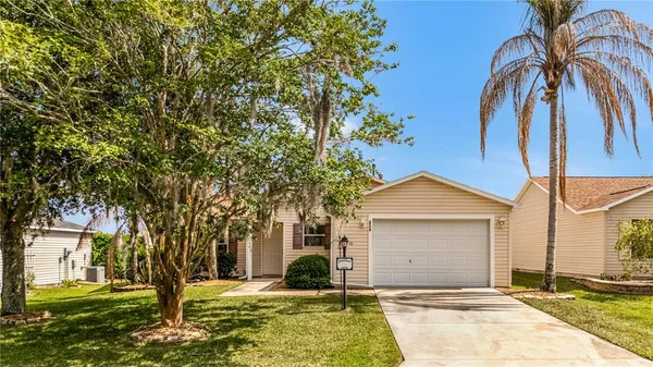 $249,900 | 2778 Edwards Lane, The Villages, FL 32162