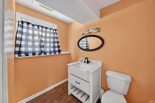 $254,900 | 17928 Darden Road, South Bend, IN 46635