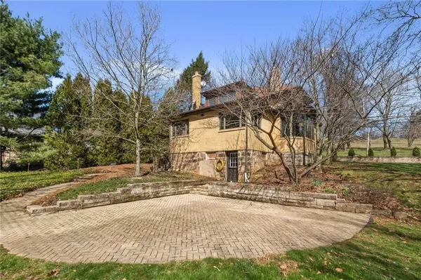 $425,000 | 739 Butler Road, Kittanning, PA 16201