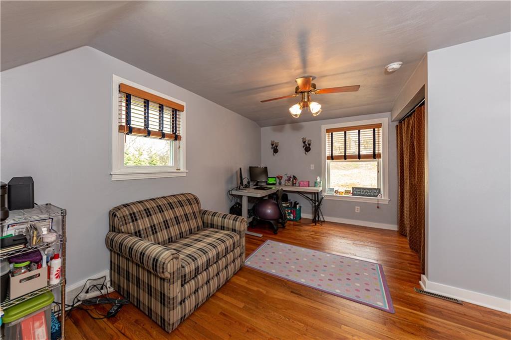 1117 Ingomar Heights Road Pittsburgh, PA 15237 - Photo 14 of 25 Gallery Image 14