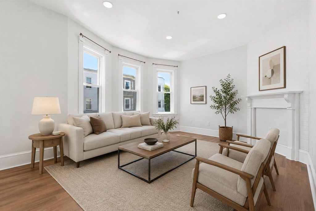 151 L Street Boston, MA 02127 - Photo 2 of 28
