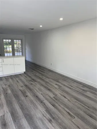 $2,800 | 4020 Southwest 50th Street, Dania Beach, FL 33314