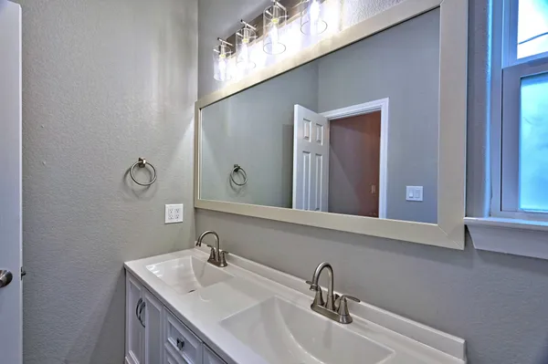 $1,395 | 11911 Nelwood Street, Willis, TX 77318