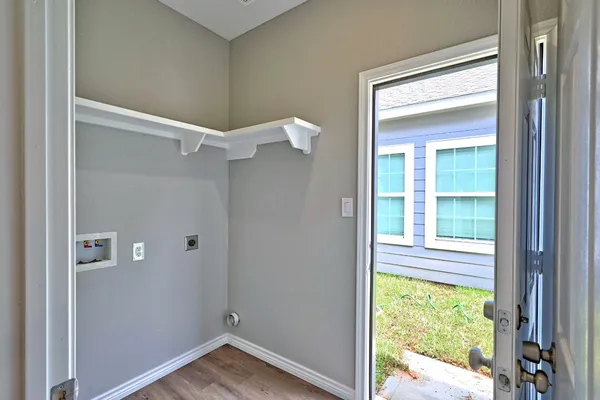 $1,395 | 11911 Nelwood Street, Willis, TX 77318