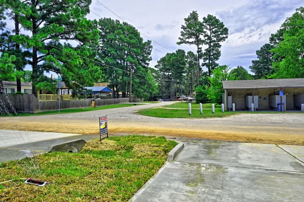 $1,395 | 11911 Nelwood Street, Willis, TX 77318