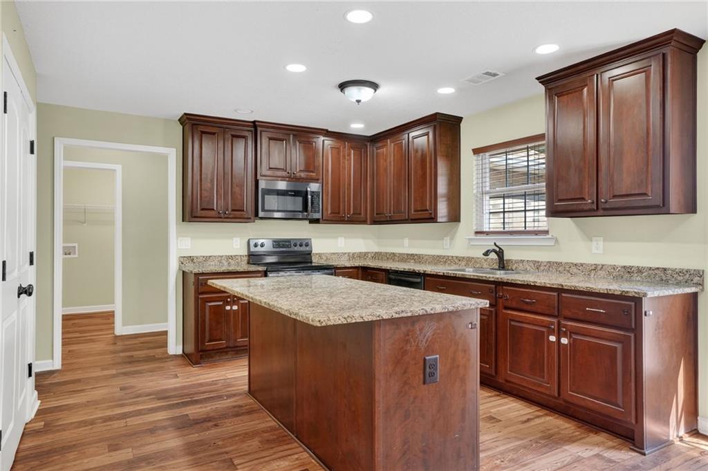 402 Renee Road Pendergrass, GA 30567 - Photo 19 of 50