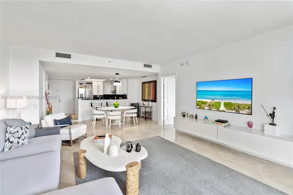 $10,500 | 3400 Southwest 27th Avenue, Unit 1604, Coconut Grove, FL 33133