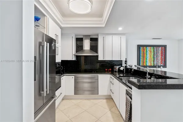 $10,500 | 3400 Southwest 27th Avenue, Unit 1604, Coconut Grove, FL 33133