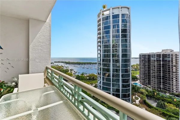 $10,500 | 3400 Southwest 27th Avenue, Unit 1604, Coconut Grove, FL 33133