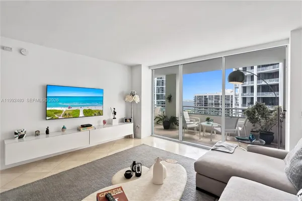 $10,500 | 3400 Southwest 27th Avenue, Unit 1604, Coconut Grove, FL 33133