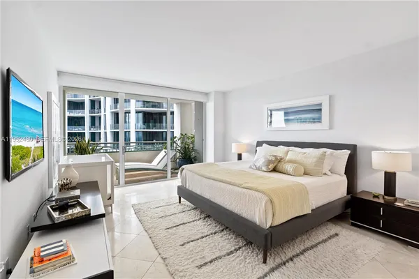 $10,500 | 3400 Southwest 27th Avenue, Unit 1604, Coconut Grove, FL 33133