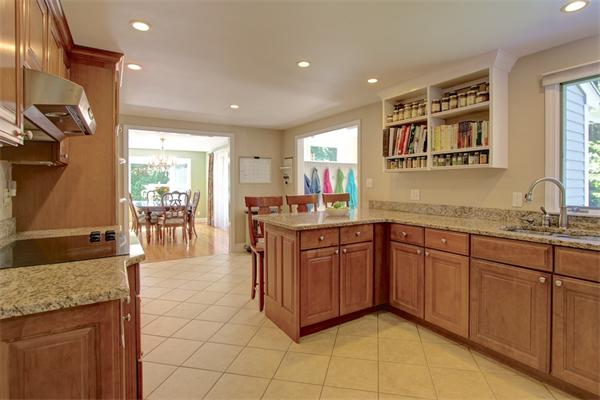 84 Woodside Road Winchester, MA 01890 - Photo 11 of 19 Gallery Image 11
