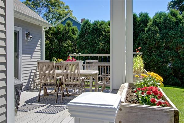 84 Woodside Road Winchester, MA 01890 - Photo 4 of 19 Gallery Image 4