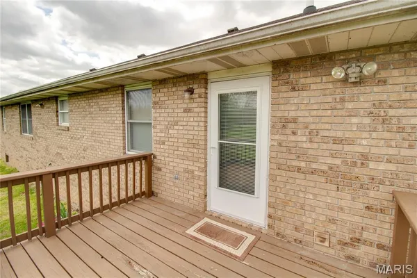 $315,000 | 1409 Elmwood Drive, Alton, IL 62002