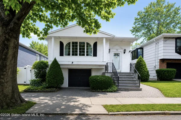 $929,000 | 799 Davis Avenue | West Brighton