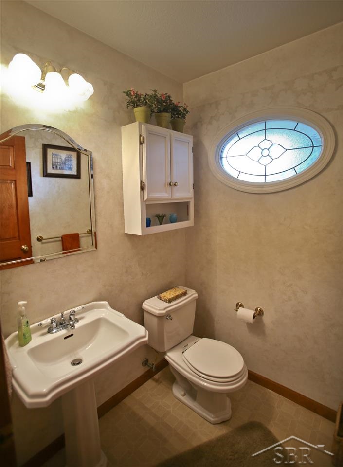 9667 Carter Road Freeland, MI 48623 - Photo 27 of 30