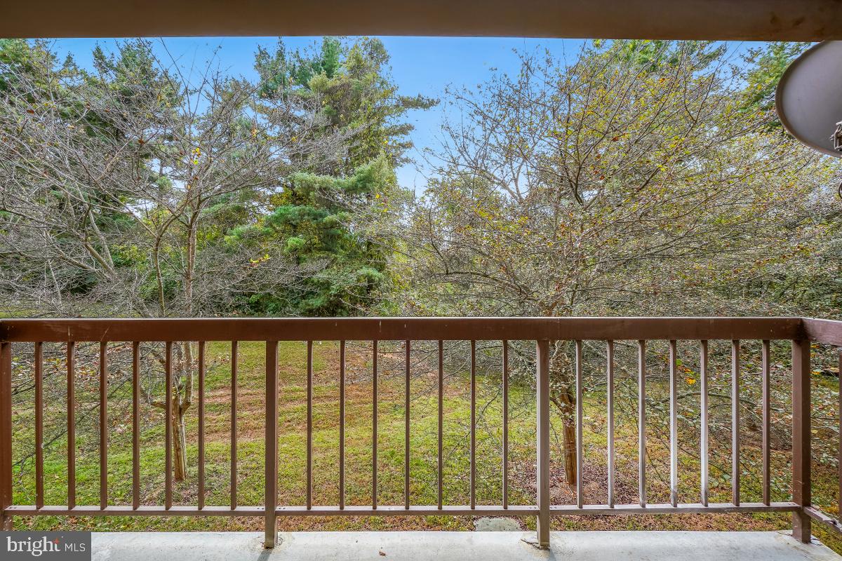 18610 Walkers Choice Road, Unit 18610 Gaithersburg, MD 20886 - Photo 9 of 30 a view of a balcony