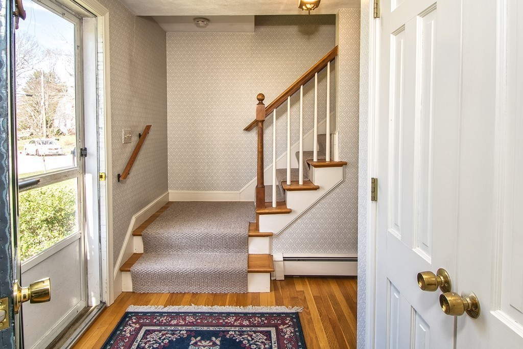 53 Old Coach Road Cohasset, MA 02025 - Photo 4 of 17 Gallery Image 4