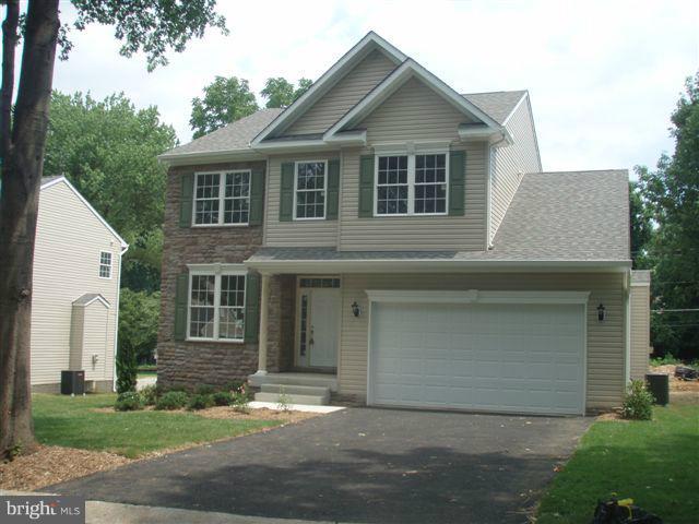Holly Road Pasadena, MD 21122 - Photo 14 of 21 Exterior (Front)