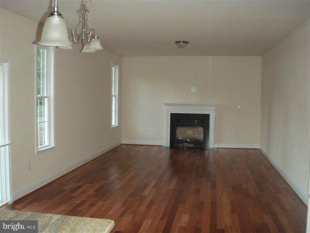 Holly Road Pasadena, MD 21122 - Photo 4 of 21 Family Room