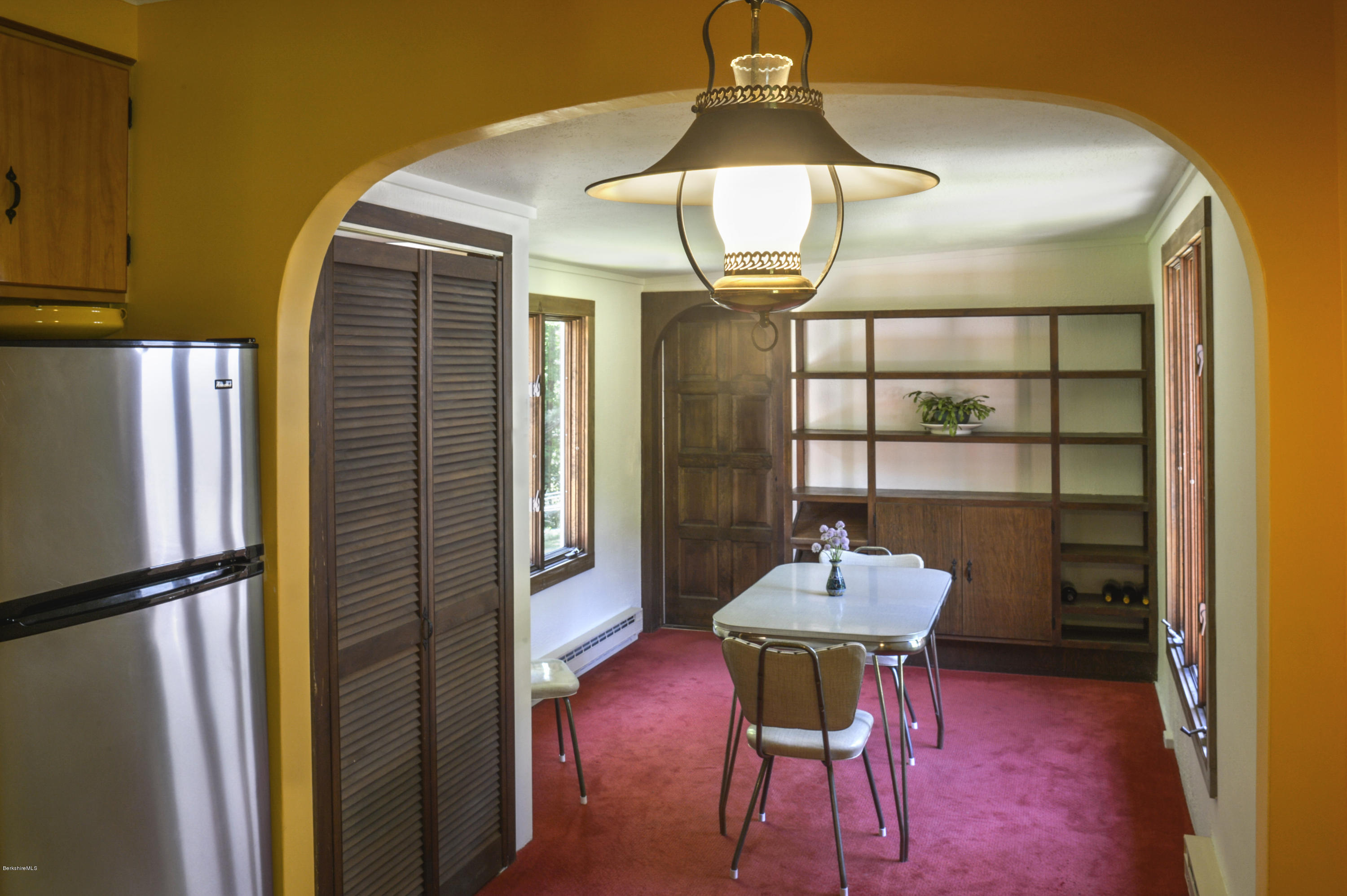 529 South Undermountain Road Sheffield, MA 01257 - Photo 9 of 23 _DSC9865kitchern