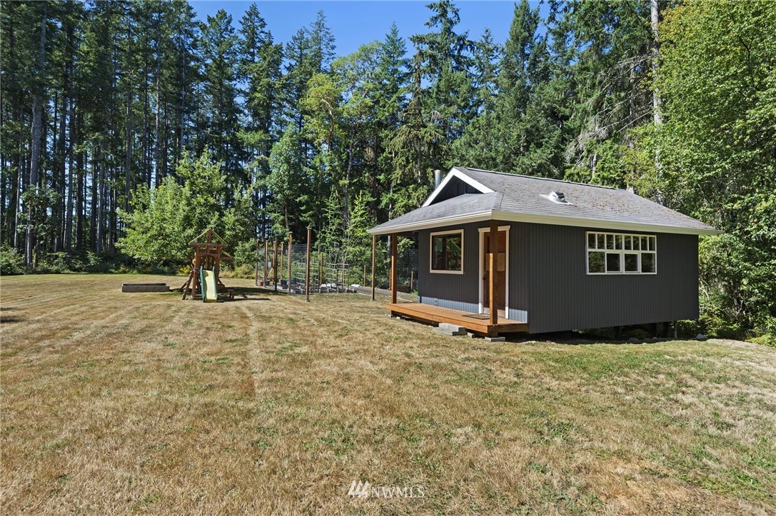 9925 Misery Point Road Northwest Seabeck, WA 98380 - Photo 4 of 36 Gallery Image 4