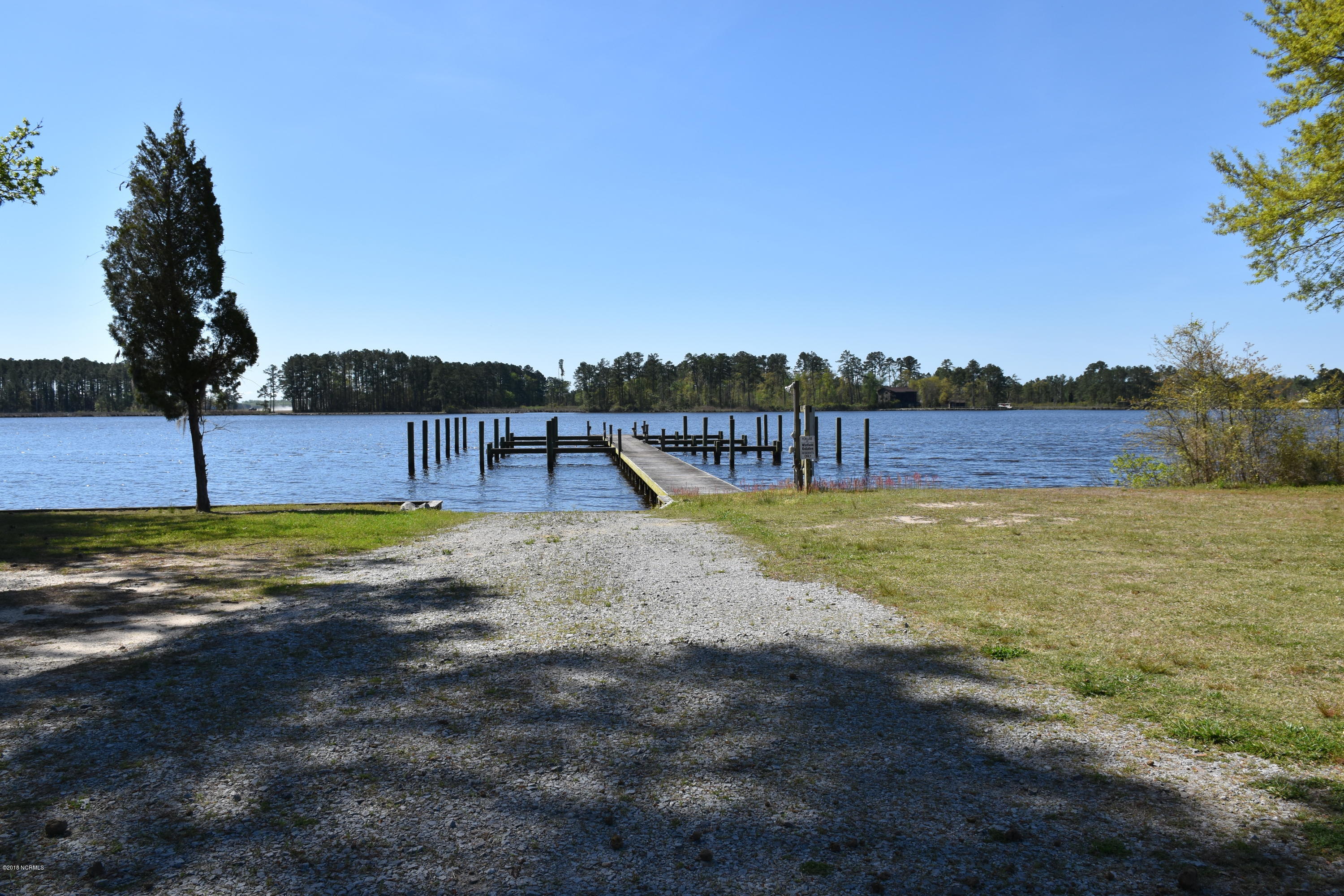 35 State Road Pinetown, NC 27865 - Photo 7 of 14 Community Boat Ramp and Pier