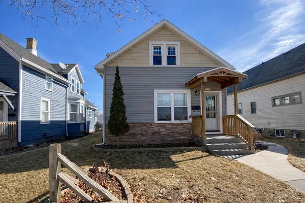 $235,000 | 1233 South 19th Street, Sheboygan, WI 53081