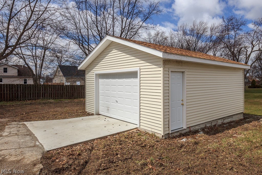 1900 Rockefeller Road Wickliffe, OH 44092 - Photo 24 of 25 Gallery Image 24