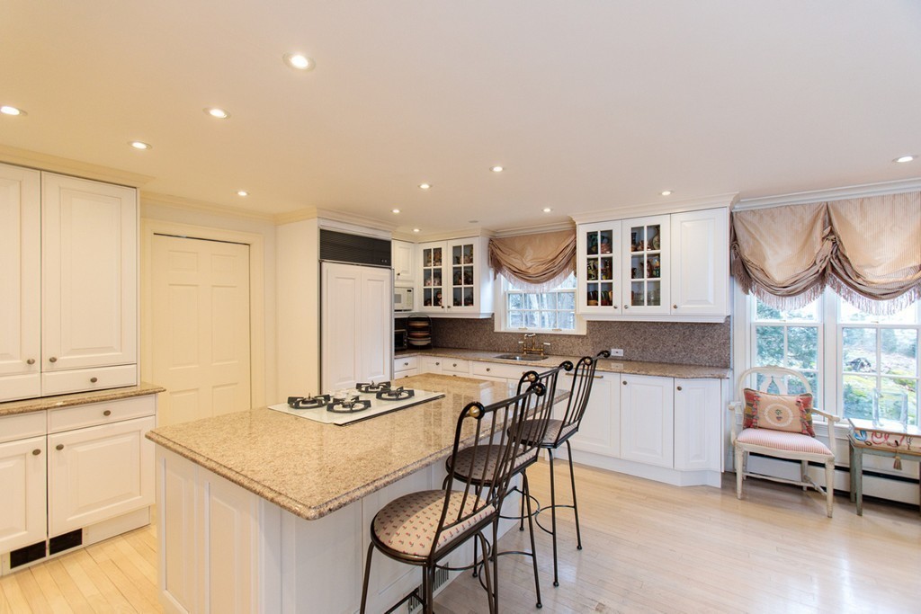 30 Bellevue Road Wellesley, MA 02481 - Photo 13 of 22