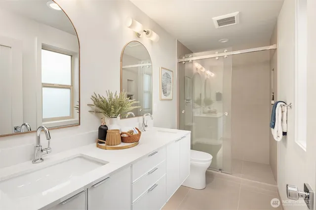 $1,149,950 | 639 18th Avenue West, Kirkland, WA 98033