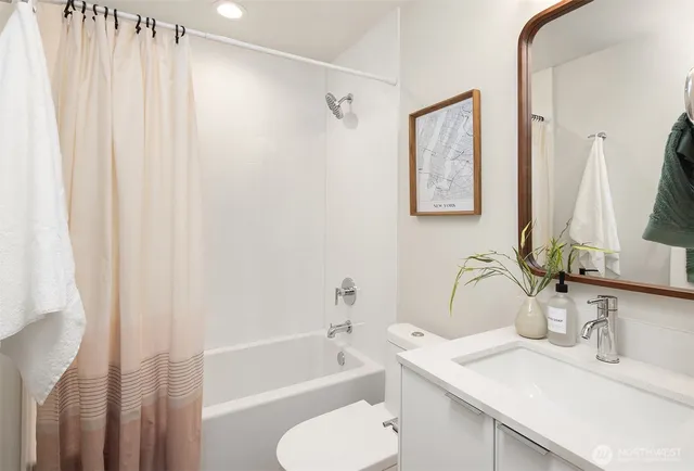 $1,149,950 | 639 18th Avenue West, Kirkland, WA 98033