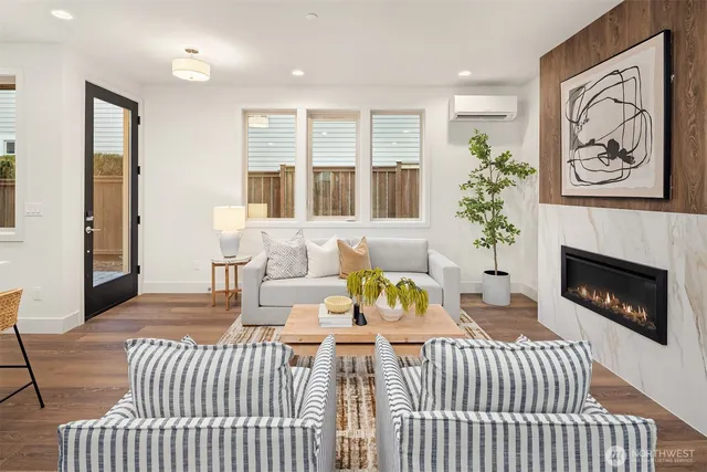 $1,149,950 | 639 18th Avenue West, Kirkland, WA 98033