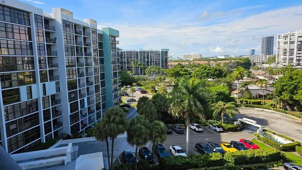 $2,250 | 400 Leslie Drive, Unit 807, Hallandale Beach, FL 33009