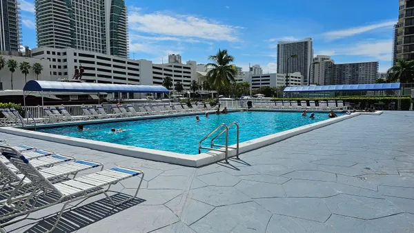 $2,250 | 400 Leslie Drive, Unit 807, Hallandale Beach, FL 33009