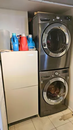 $2,250 | 400 Leslie Drive, Unit 807, Hallandale Beach, FL 33009