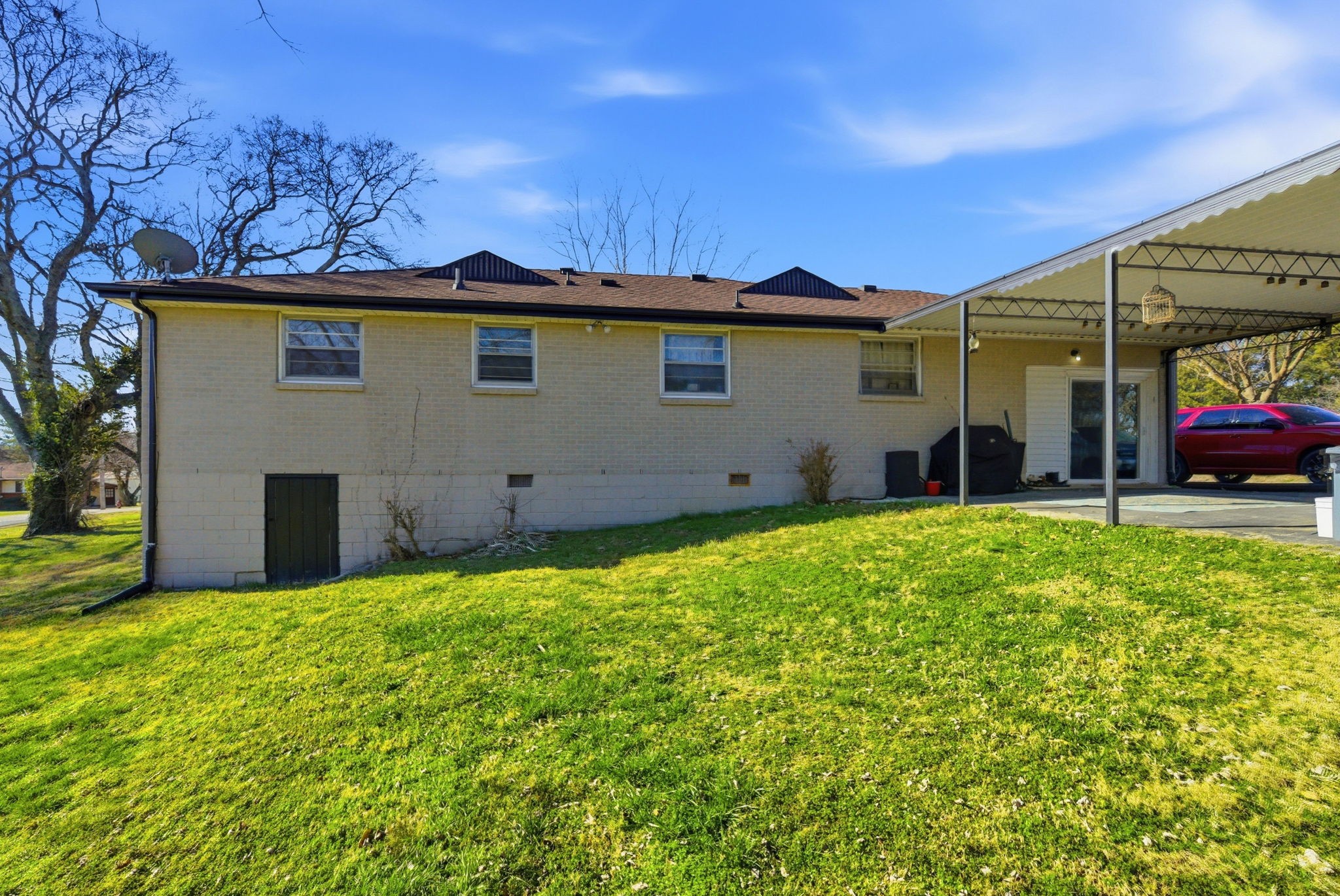 608 Hamblen Drive Madison, TN 37115 - Photo 18 of 27 a view of a house with a big yard