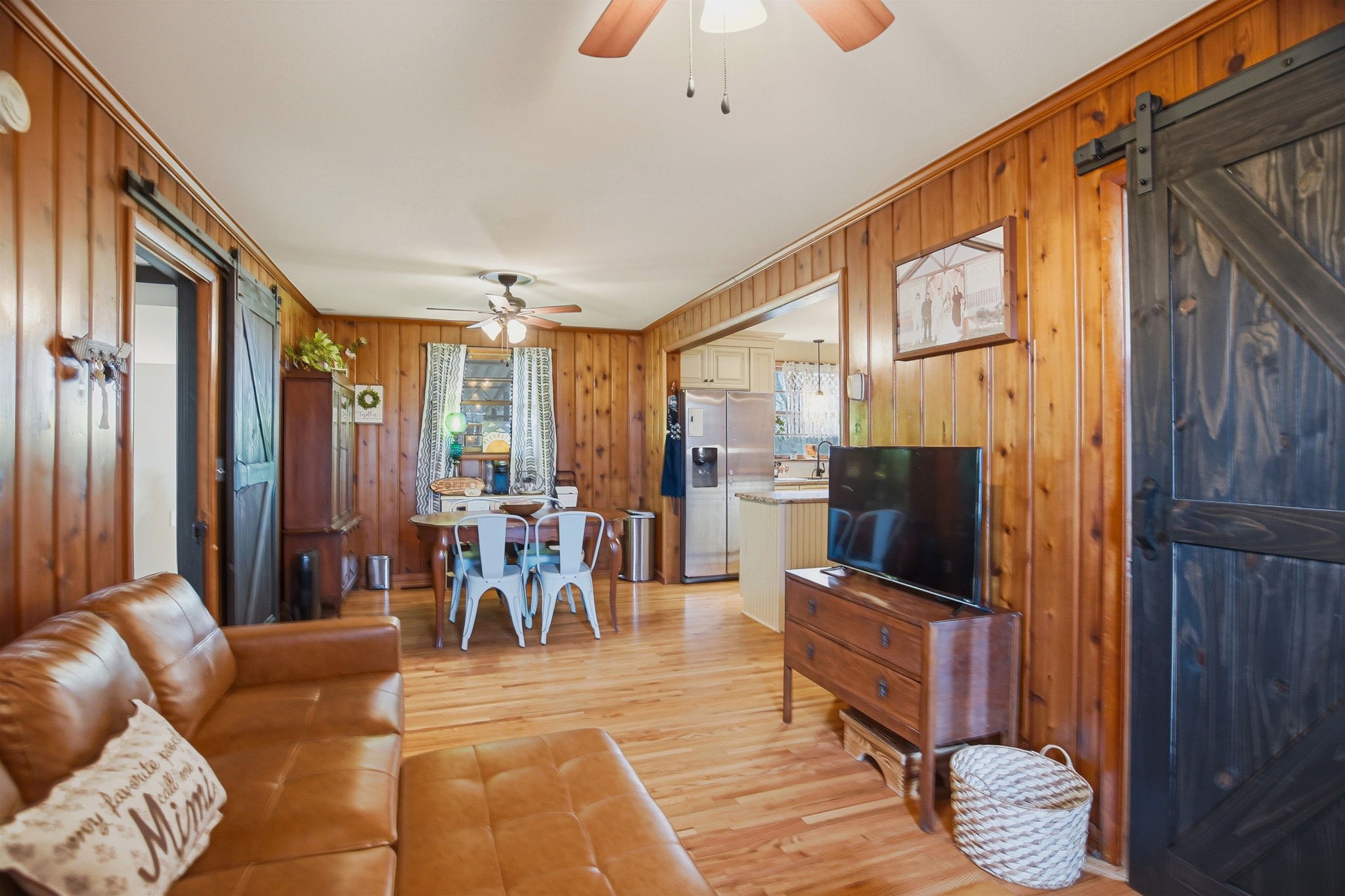 608 Hamblen Drive Madison, TN 37115 - Photo 4 of 27 a living room with furniture and a flat screen tv